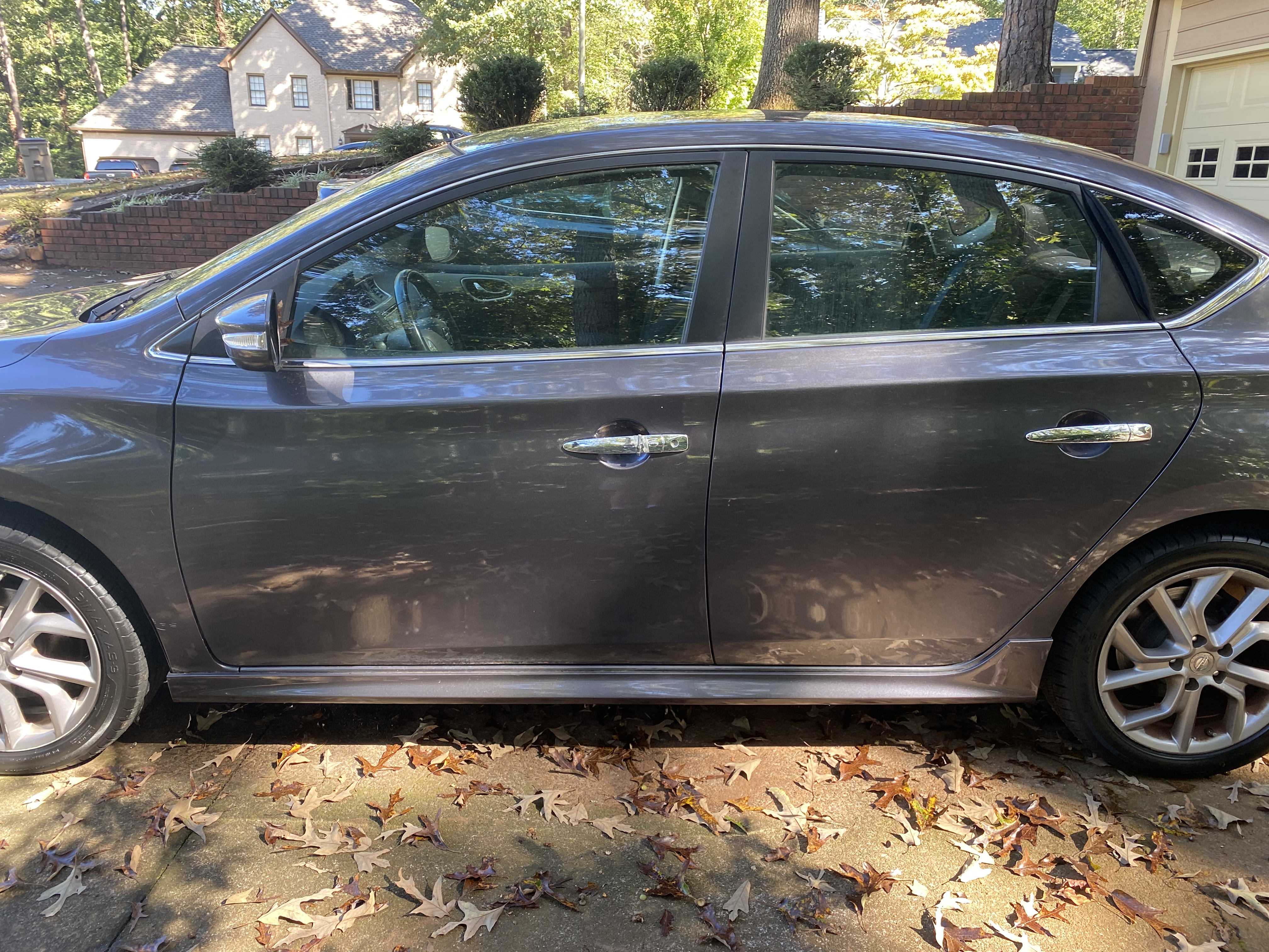 Used 2015 Nissan Sentra SR FWD image 9