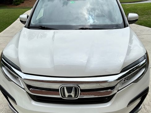 Used 2019 Honda Pilot Elite image 4