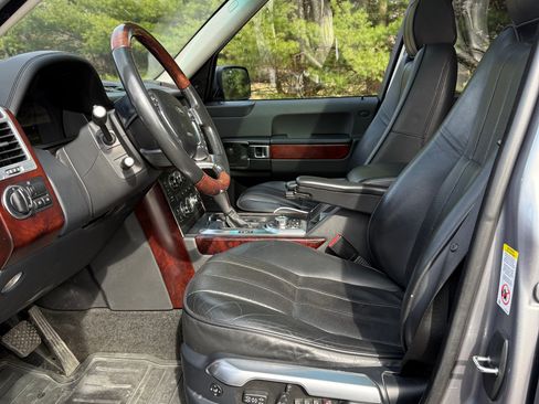 Used 2012 Land Rover Range Rover HSE LUX image 6