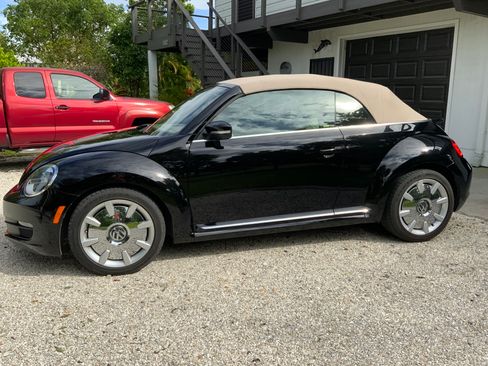 Used 2016 Volkswagen Beetle 1.8T SEL image 8