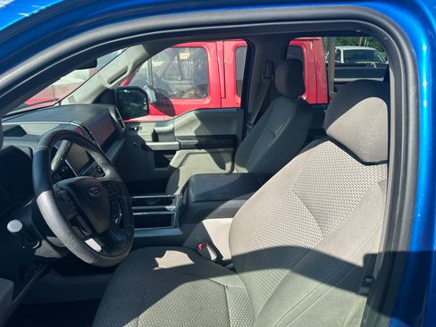 Used 2015 Ford F150 XLT w/ Equipment Group 302A Luxury image 5