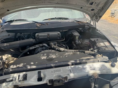 Used 1996 Dodge Ram 2500 Truck 2WD Regular Cab image 11