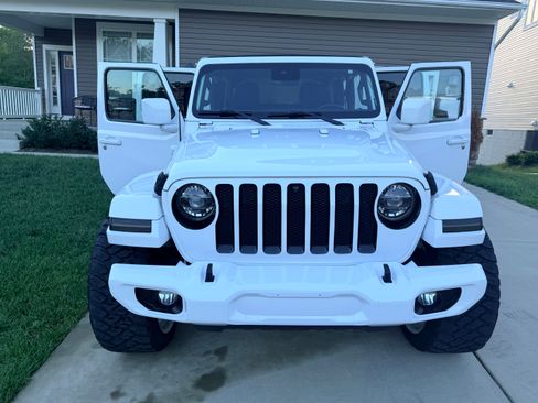 Used 2021 Jeep Wrangler Unlimited Sport w/ Sun And Sound Package AWD/4WD image 10