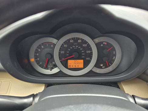 Used 2010 Toyota RAV4 2WD image 16