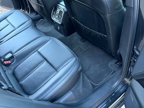 Used 2017 Porsche Macan S image 10