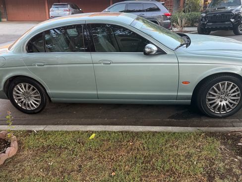 Used 2006 Jaguar S-TYPE 4.2 RWD image 2