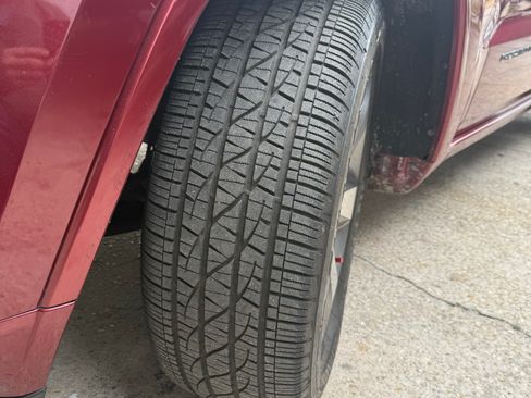 Used 2014 Jeep Grand Cherokee Overland w/ Trailer Tow Group IV image 15