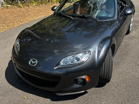 Used 2015 MAZDA MX-5 Miata Grand Touring w/ Premium Package image 18