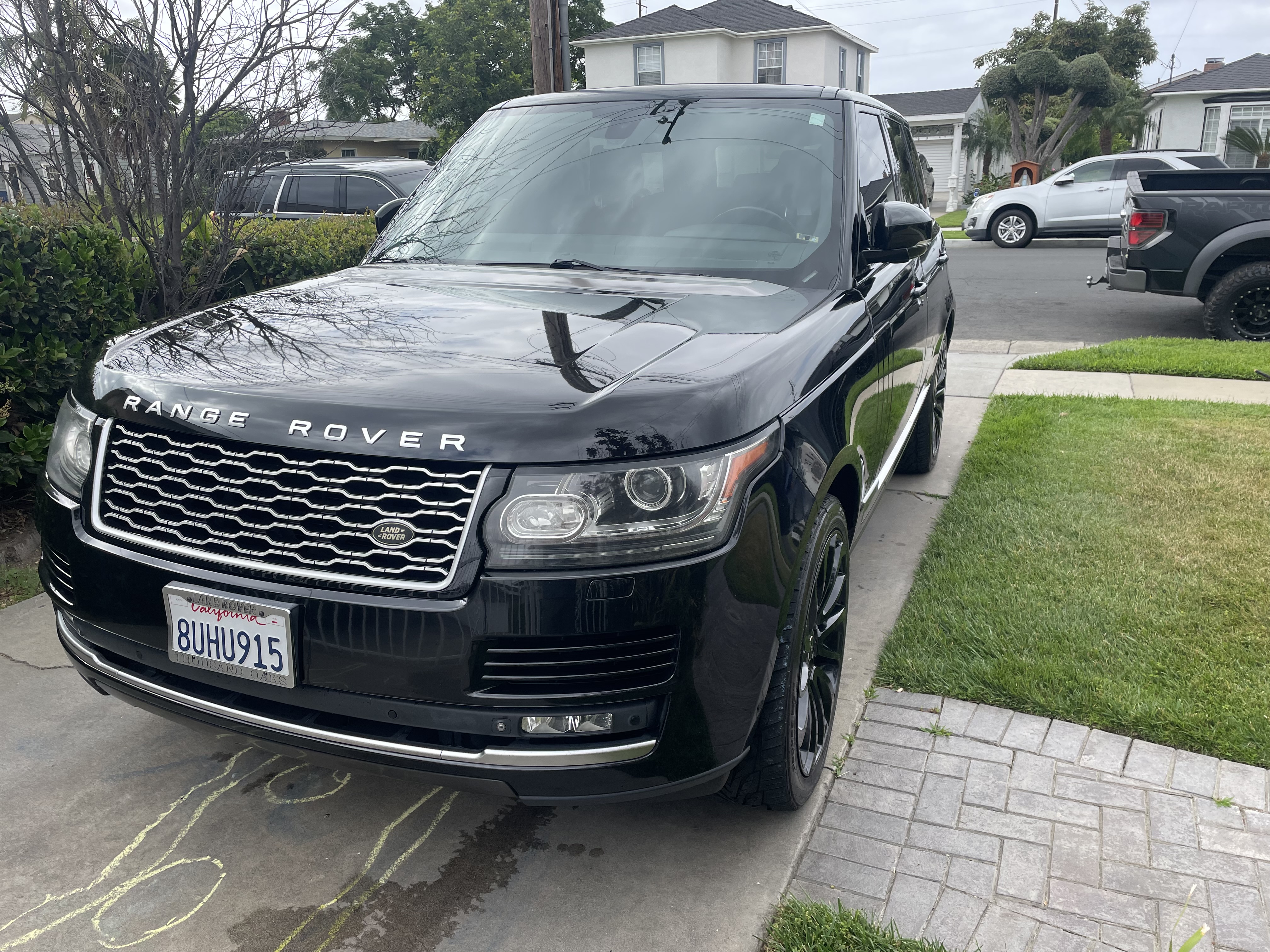 Used 2015 Land Rover Range Rover Supercharged AWD/4WD image 2