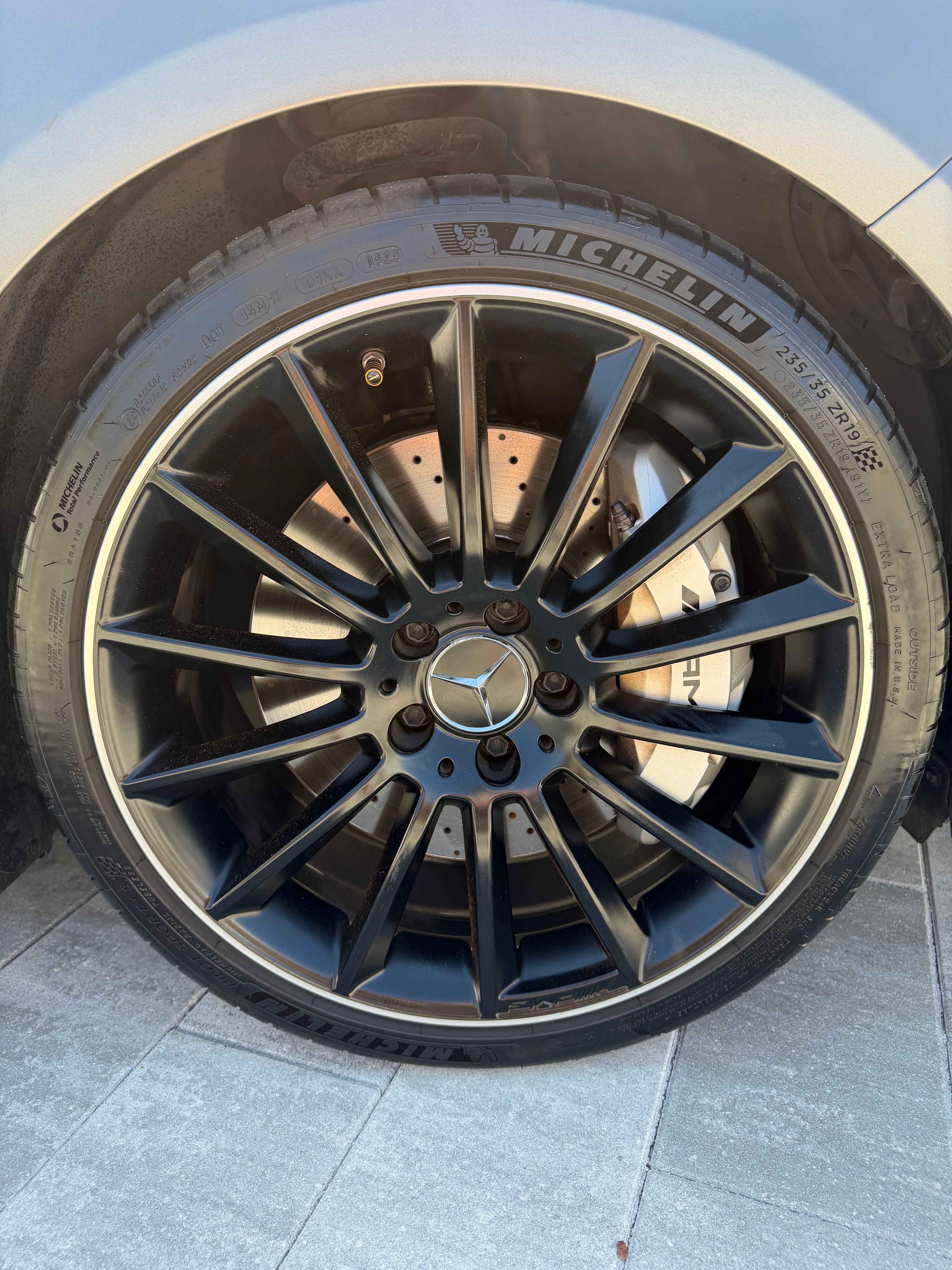 Used 2021 Mercedes-Benz A 35 AMG 4MATIC image 17