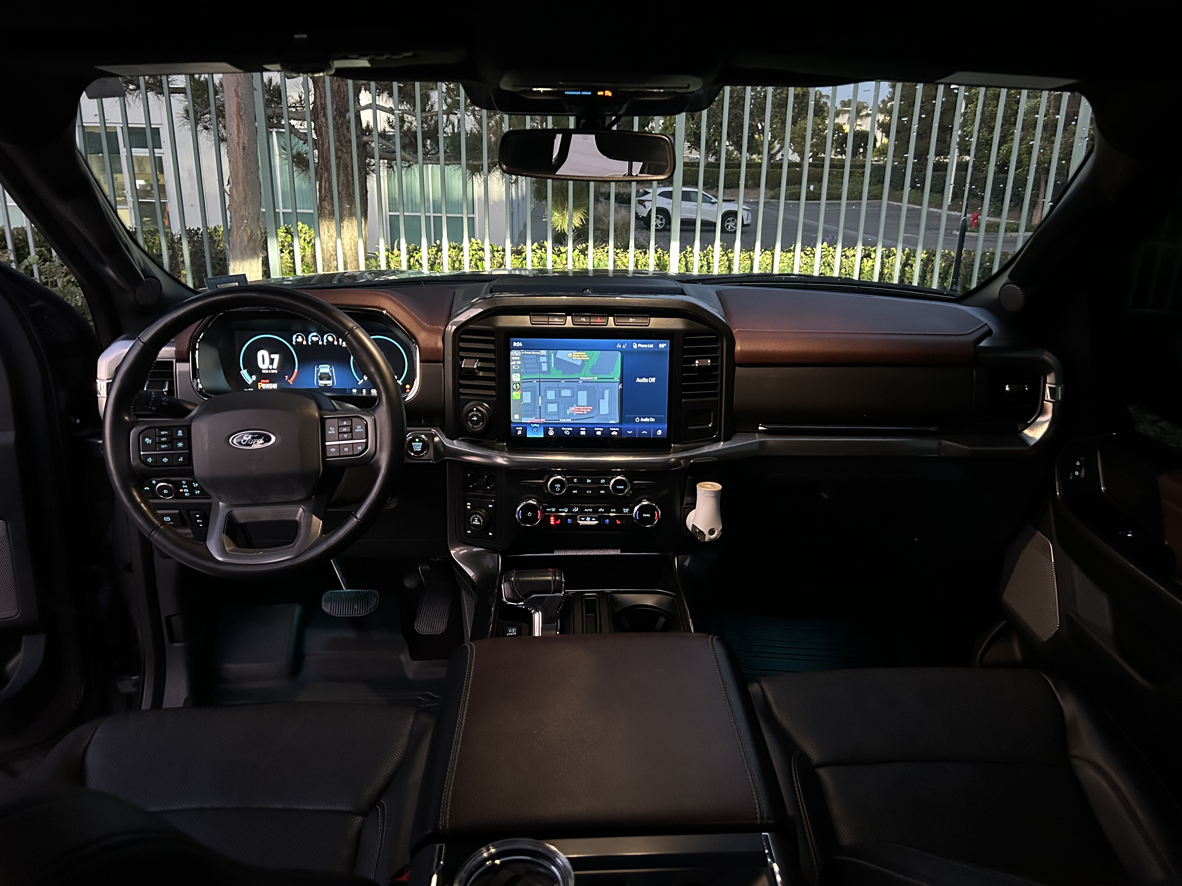 Used 2022 Ford F150 Lariat AWD/4WD image 9