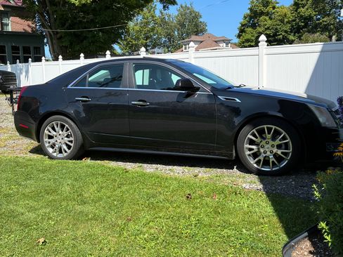Used 2013 Cadillac CTS Premium w/ CTS Touring Package AWD/4WD image 2