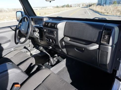 Used 2006 Jeep Wrangler Sport w/ 30" Tire & Wheel Group image 10