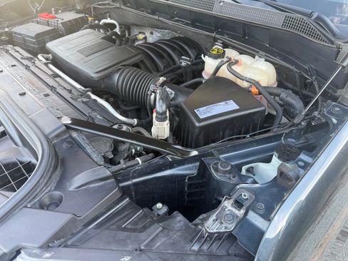 Used 2019 Chevrolet Silverado 1500 LT w/ All-Star Edition AWD/4WD image 21