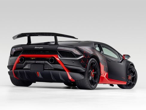 Used 2019 Lamborghini Huracan Performante image 8