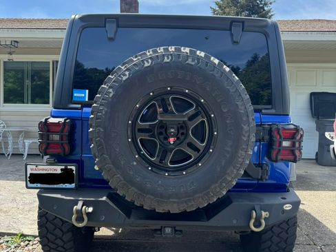 Used 2019 Jeep Wrangler Unlimited Sport S AWD/4WD image 6