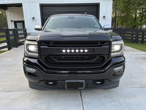 Used 2018 GMC Sierra 1500 Denali w/ Denali Ultimate Package image 5