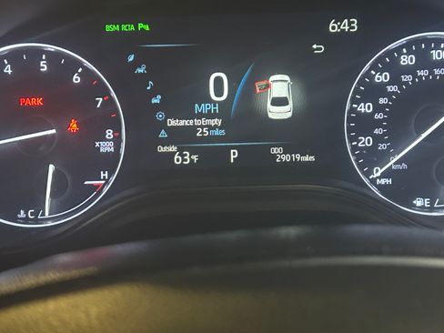 Used 2020 Toyota Avalon Limited image 8