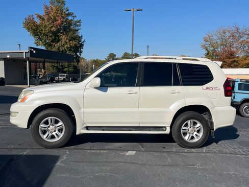 Used 2005 Lexus GX 470 image 4