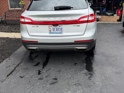 Used 2016 Lincoln MKX Reserve w/ Climate Package AWD/4WD image 5