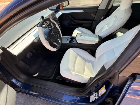 Used 2021 Tesla Model 3 Standard Range Plus image 22