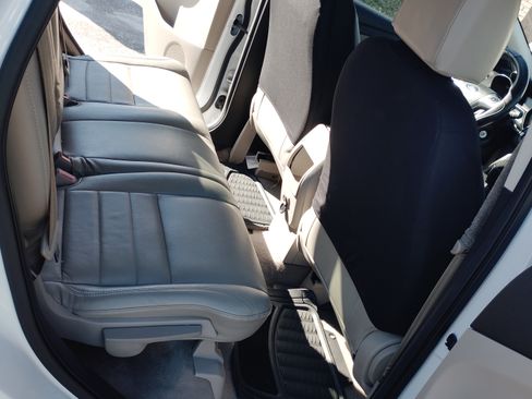 Used 2014 Ford Escape SE image 12