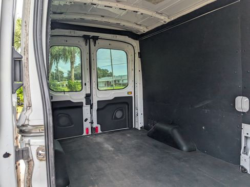 Used 2020 Ford Transit 250 Medium Roof AWD w/ Interior Upgrade Package image 19