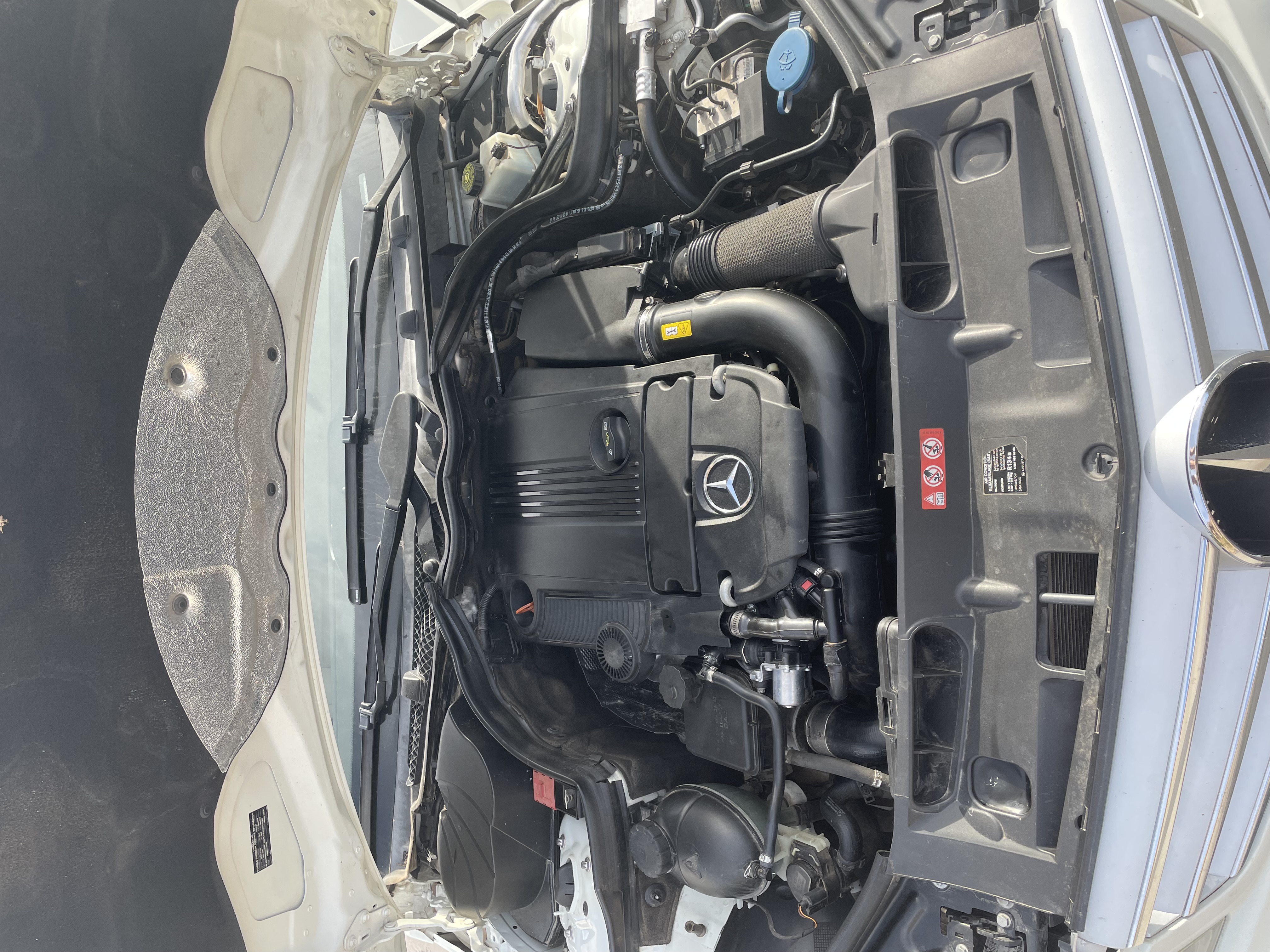 Used 2012 Mercedes-Benz C 250 Sedan image 12