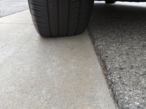 Used 2022 Audi SQ7 Premium Plus w/ SQ7 Executive Package image 12