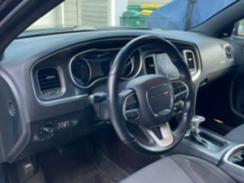 Used 2018 Dodge Charger GT AWD/4WD image 9