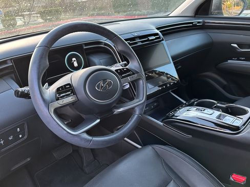 Used 2022 Hyundai Tucson Limited image 10