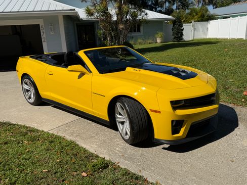 Used 2013 Chevrolet Camaro ZL1 image 1