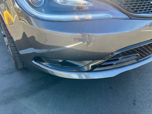 Used 2015 Chrysler 200 S w/ Navigation & Sound Group I image 17