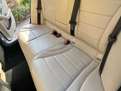 Used 2016 Mercedes-Benz C 300 Sedan image 24