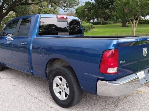Used 2009 Dodge Ram 1500 Truck SLT image 23