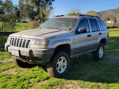 Used 2003 Jeep Grand Cherokee Laredo image 1