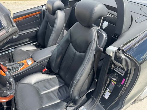 Used 2007 Mercedes-Benz SL 550 image 15