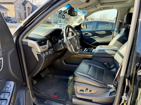 Used 2016 GMC Yukon Denali w/ Open Road Package image 10