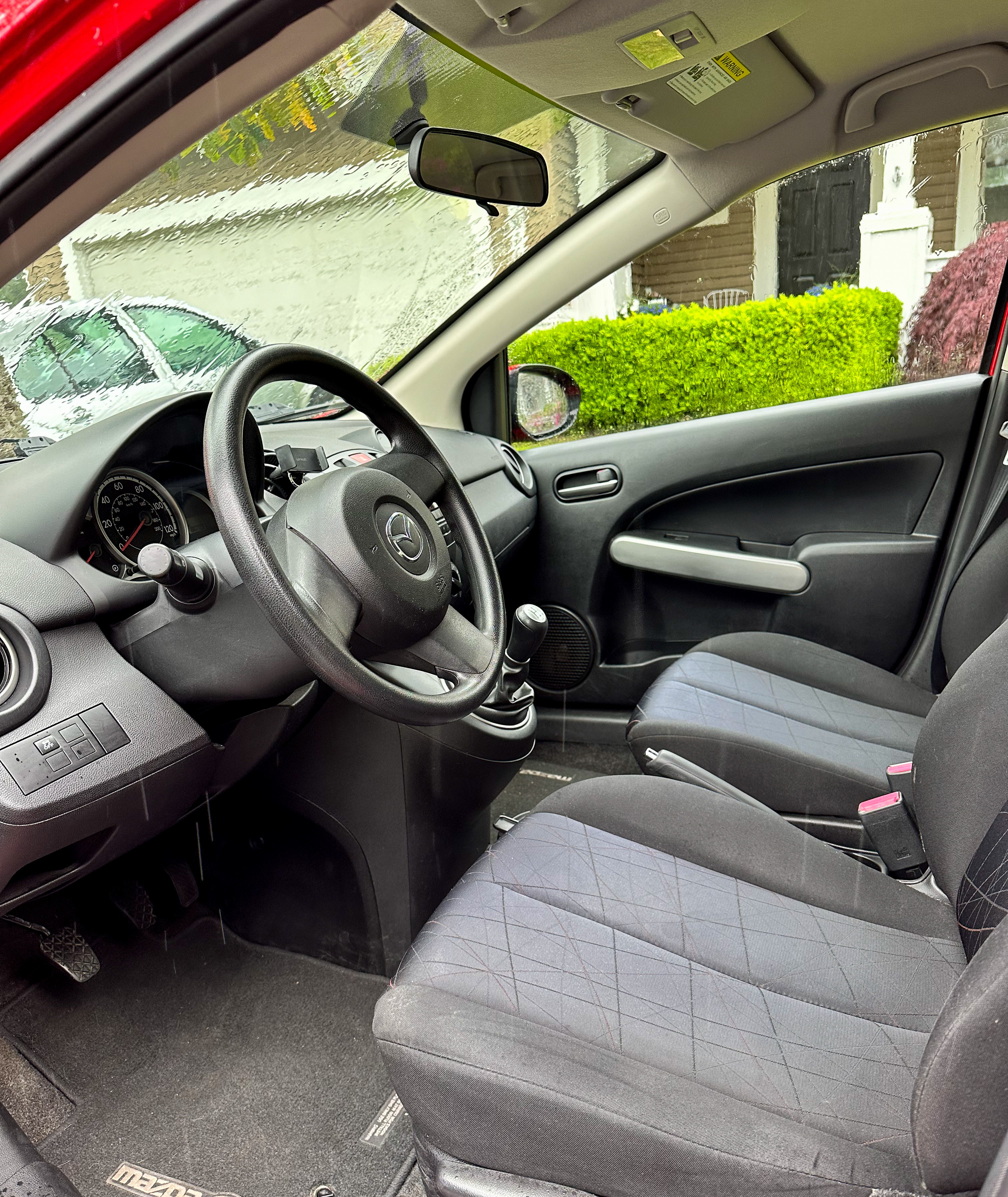 Used 2011 MAZDA MAZDA2 Sport FWD image 6