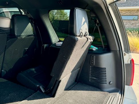 Used 2017 Ford Expedition Limited image 14