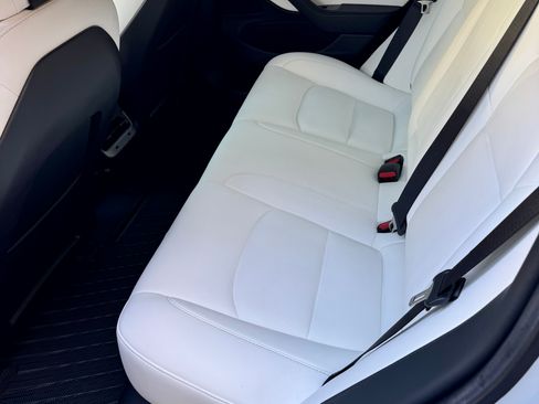 Used 2020 Tesla Model 3 Long Range image 12