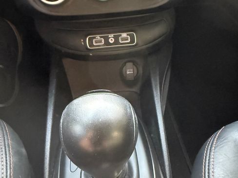 Used 2018 FIAT 500X Trekking image 25