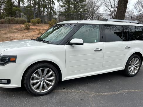 Used 2013 Ford Flex Limited w/ Trailer Tow Pkg Class III image 2