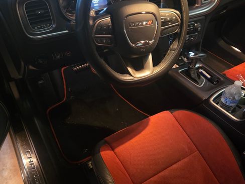 Used 2020 Dodge Charger Scat Pack w/ Dynamics Package image 2