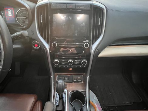 Used 2022 Subaru Ascent Touring w/ Popular Package #2A image 11