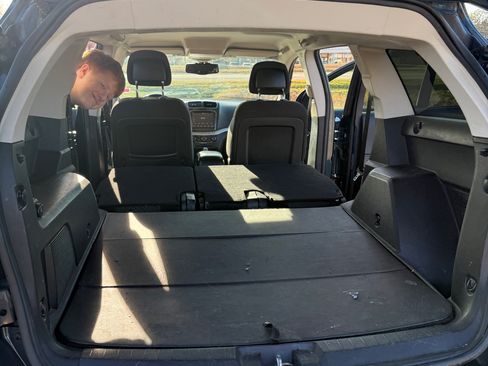 Used 2014 Dodge Journey SXT w/ Quick Order Package 28C image 12