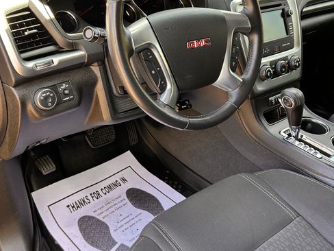 Used 2016 GMC Acadia SLE FWD image 9