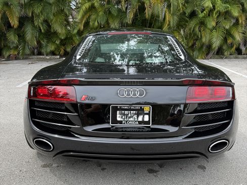 Used 2011 Audi R8 V10 AWD/4WD image 6