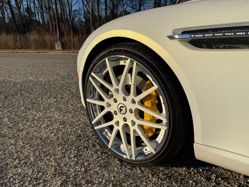 Used 2010 Aston Martin Rapide image 8