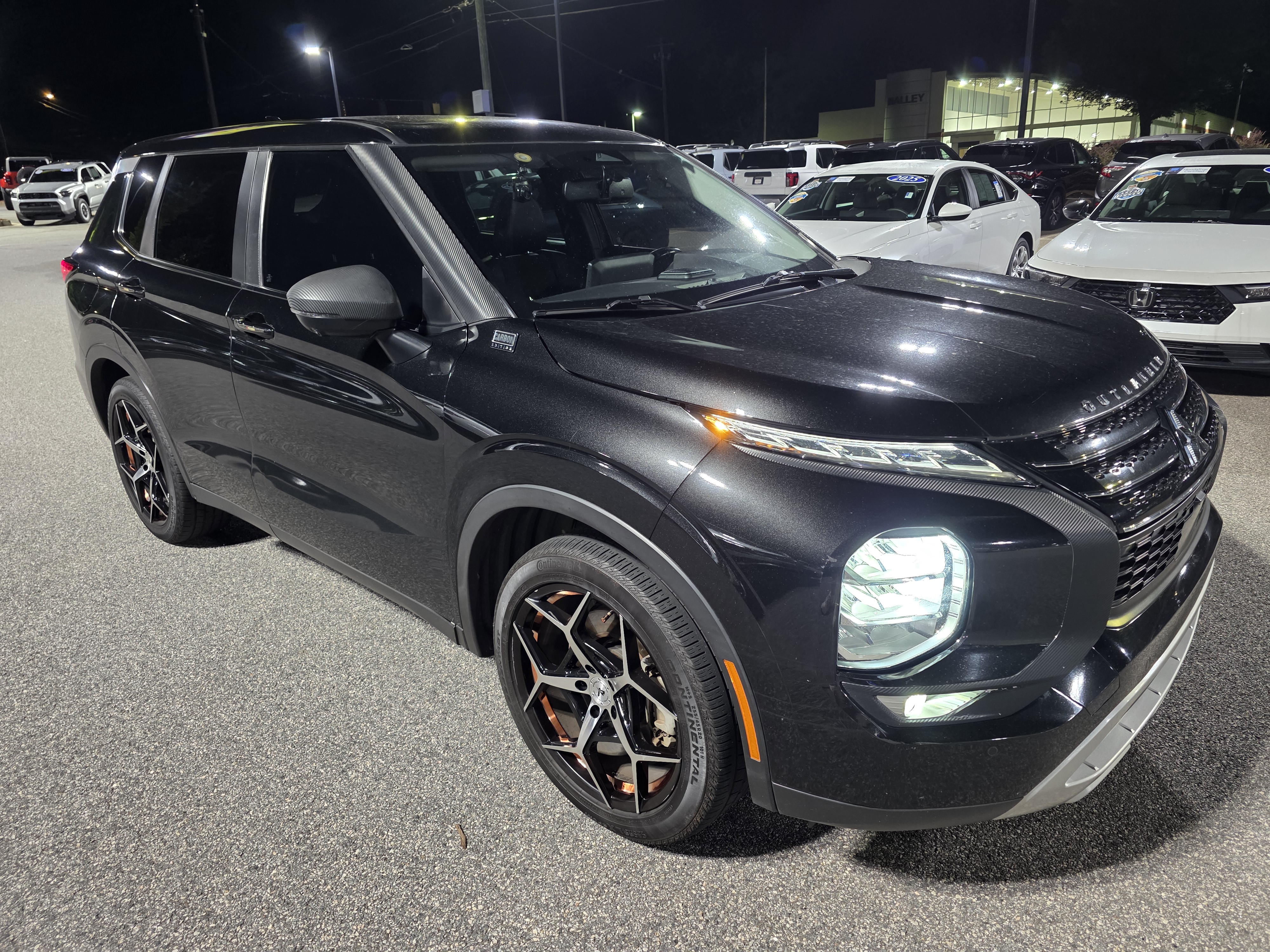 Used 2022 Mitsubishi Outlander SEL Black Edition FWD image 1